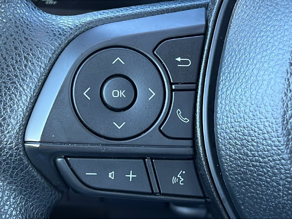 Used 2026 Toyota Corolla LE FWD image 18