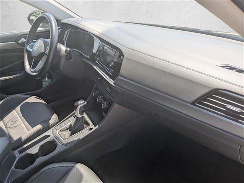 Used 2024 Volkswagen Jetta SE FWD image 18