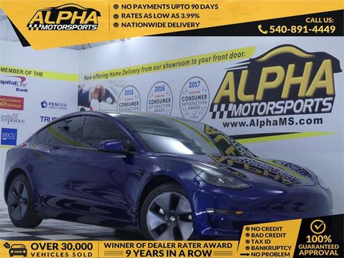 Used 2023 Tesla Model 3 Standard Range RWD image 1