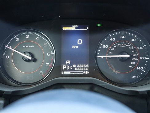 Used 2022 Subaru Crosstrek 2.0i AWD/4WD image 24
