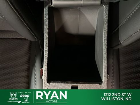 New 2026 Jeep Compass Latitude AWD/4WD image 28