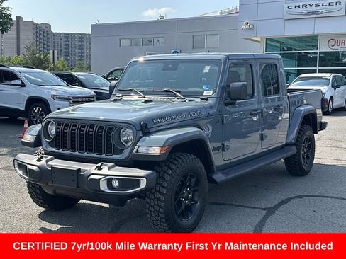 Certified 2025 Jeep Gladiator Mojave AWD/4WD image 6
