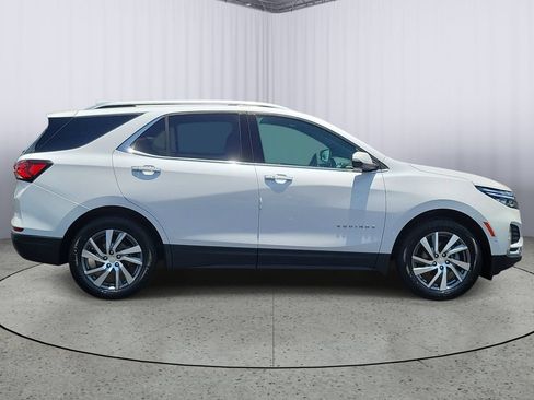 Used 2023 Chevrolet Equinox Premier FWD image 8
