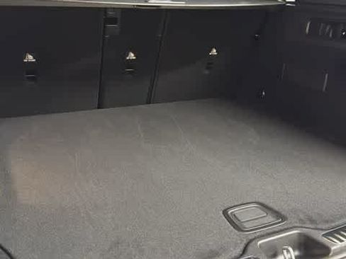 Certified 2026 Mercedes-Benz GLC 43 AMG 4MATIC image 33