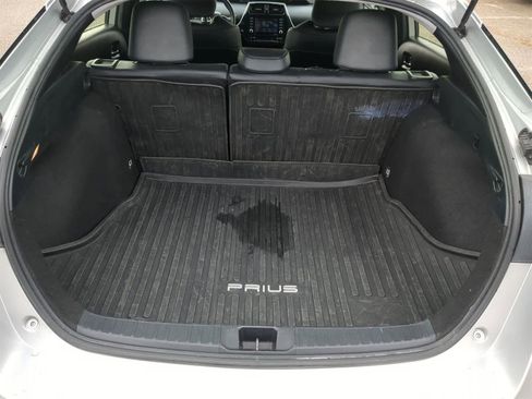 Used 2022 Toyota Prius L Eco image 31