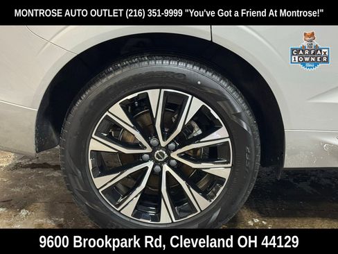 Used 2023 Volvo XC60 B5 Plus image 53