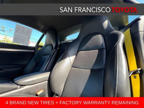 Used 2023 Porsche 718 Cayman GTS RWD image 15