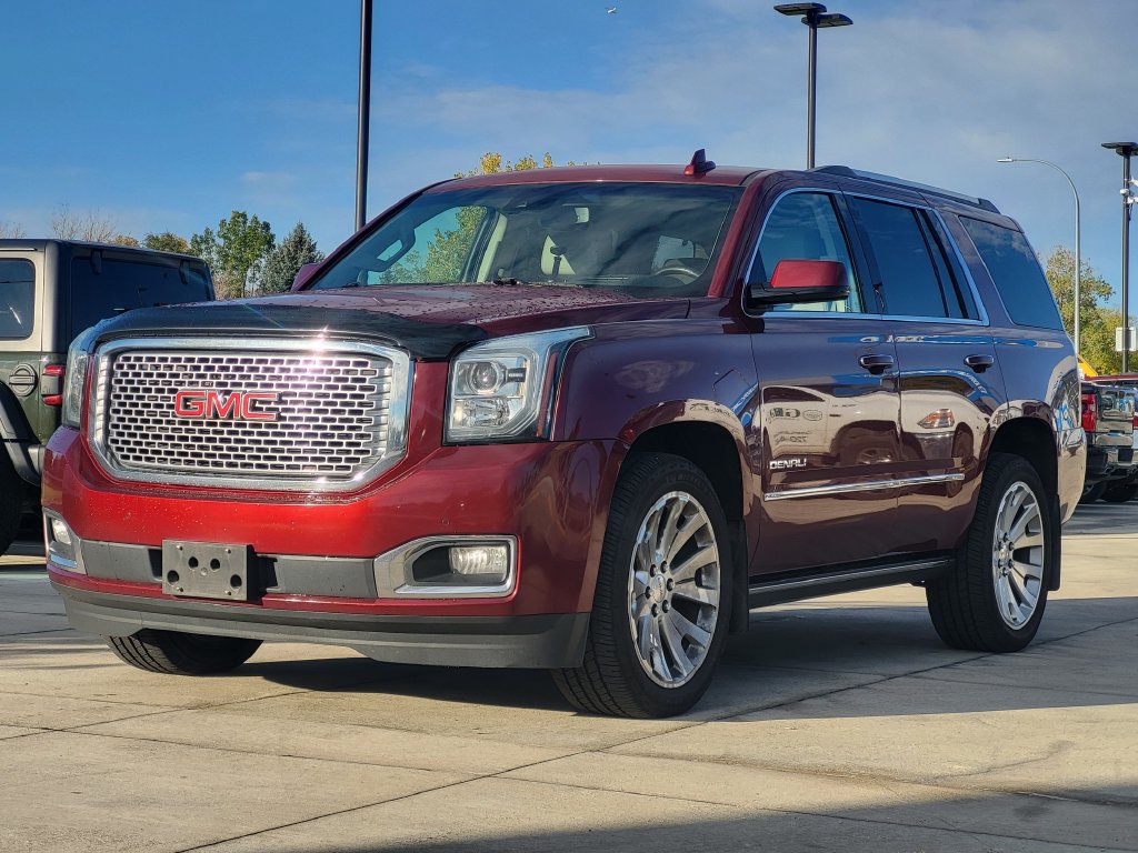 Used 2017 GMC Yukon Denali w/ Open Road Package AWD/4WD image 1