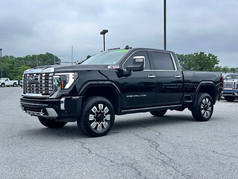 Used 2024 GMC Sierra 2500 Denali w/ Denali Reserve Package AWD/4WD image 2