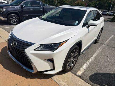 Used 2017 Lexus RX 350 AWD image 3