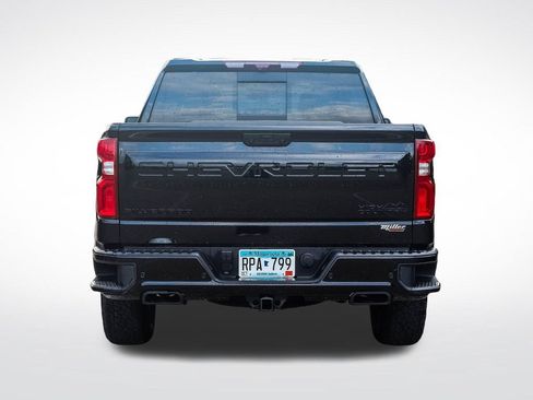 Used 2025 Chevrolet Silverado 1500 High Country w/ Midnight Edition AWD/4WD image 4