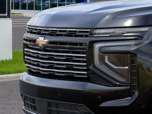 New 2026 Chevrolet Suburban High Country image 13