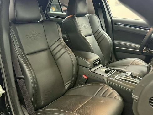 Used 2023 Chrysler 300 C image 28