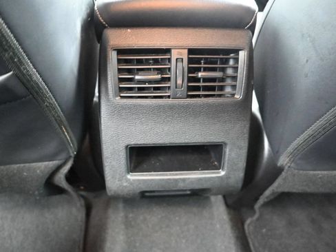 Used 2023 Mitsubishi Outlander SE FWD image 14