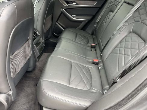 Certified 2022 Jaguar F-PACE S AWD/4WD image 10