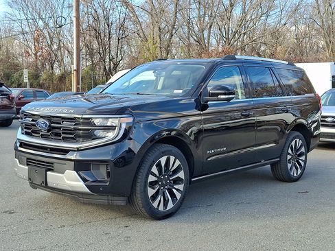 New 2025 Ford Expedition Platinum w/ Driver's Package image 3