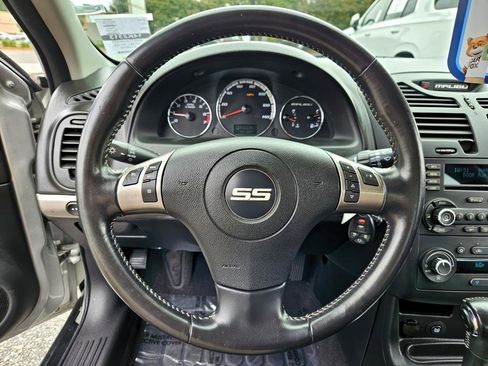 Used 2006 Chevrolet Malibu SS image 26