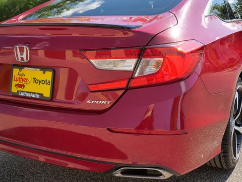 Used 2022 Honda Accord Sport image 17