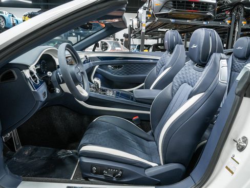 Used 2025 Bentley Continental GT Speed AWD/4WD image 32