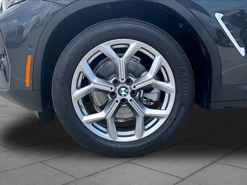 Used 2025 BMW X4 xDrive30i AWD/4WD image 10
