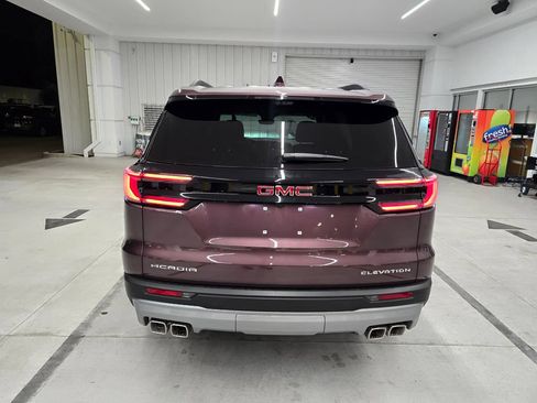 Used 2026 GMC Acadia Elevation FWD image 5