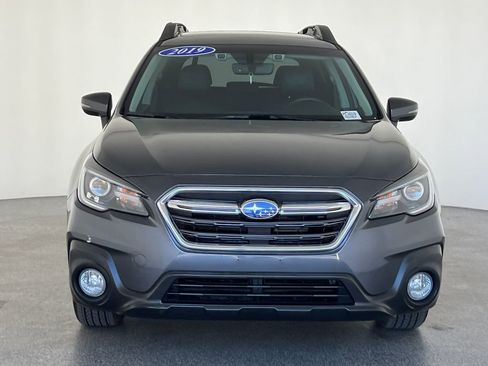 Used 2019 Subaru Outback 2.5i Limited AWD/4WD image 10