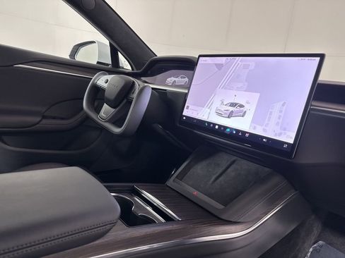Used 2021 Tesla Model S Long Range image 9
