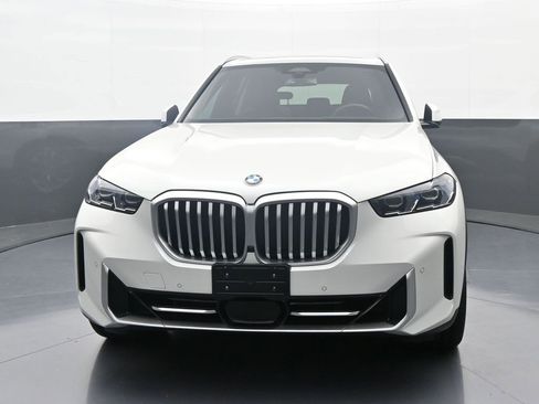 Used 2025 BMW X5 xDrive40i image 2