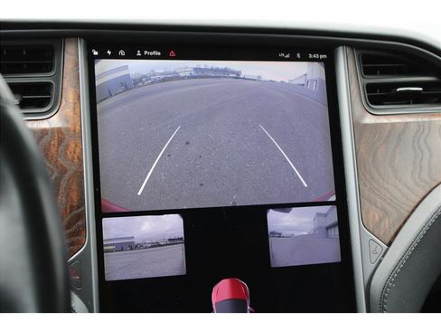 Used 2018 Tesla Model X 100D image 21