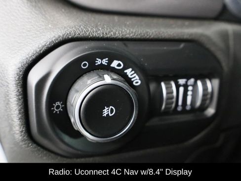 Used 2021 Jeep Wrangler Willys image 20