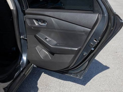 Used 2024 Honda Accord EX image 18