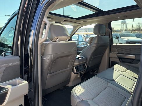 Used 2025 Ford F450 Platinum w/ Platinum Plus Package image 15