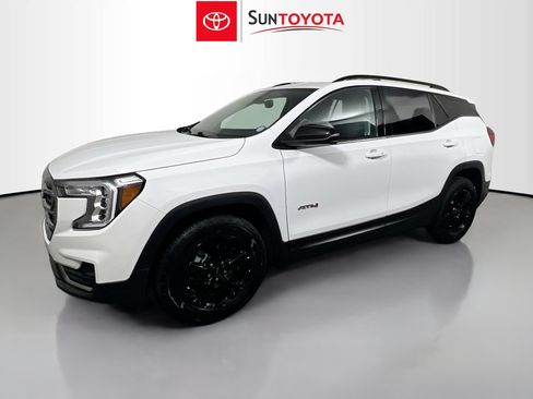 Used 2022 GMC Terrain AT4 w/ Infotainment Package II AWD/4WD image 9