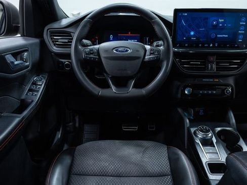 Used 2023 Ford Escape ST-Line w/ Tech Pack #1 FWD image 3