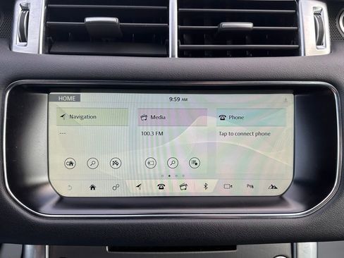 Used 2017 Land Rover Range Rover Sport SE image 26