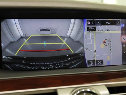 Used 2017 Lexus LS 460 w/ Comfort Package RWD image 59