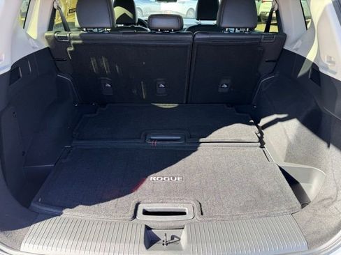 Certified 2024 Nissan Rogue Platinum w/ Platinum Premium Package image 5