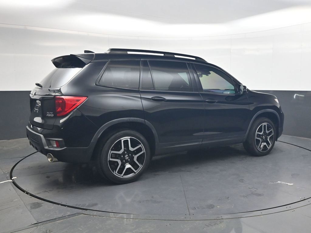 Used 2023 Honda Passport Elite image 4