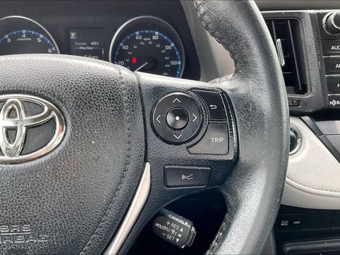 Used 2017 Toyota RAV4 XLE w/ Plus Extra Value Package AWD/4WD image 20