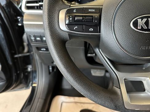 Used 2021 Kia K5 LX FWD image 11
