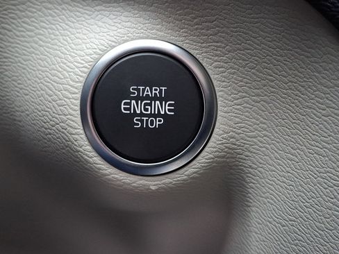 New 2026 Volvo XC40 B5 Ultra w/ Protection Package Premier image 12