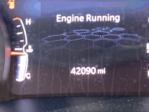 Used 2025 Jeep Compass Limited image 9