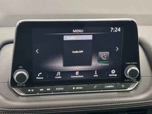 Used 2025 Nissan Rogue S FWD image 23