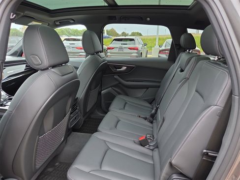 New 2026 Audi Q7 2.0T Premium Plus image 13
