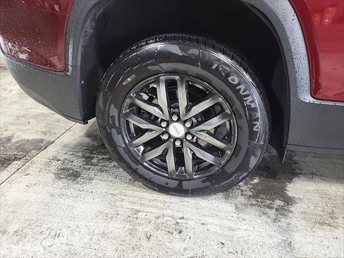 Used 2017 GMC Acadia SLT image 9