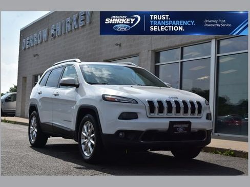 Used 2017 Jeep Cherokee Limited AWD/4WD image 1
