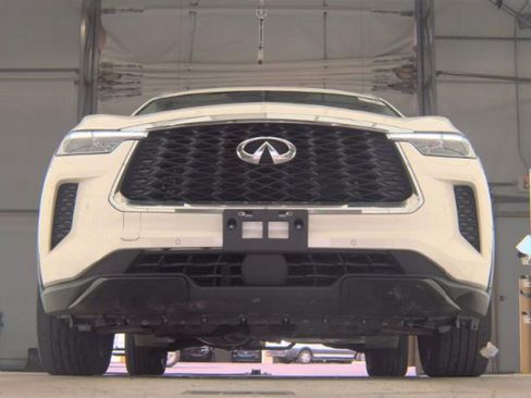 Used 2023 INFINITI QX60 Luxe w/ Cargo Package image 3