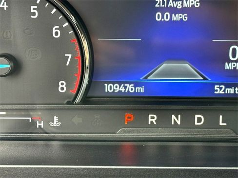 Used 2022 Ford Explorer XLT w/ Equipment Group 202A image 19