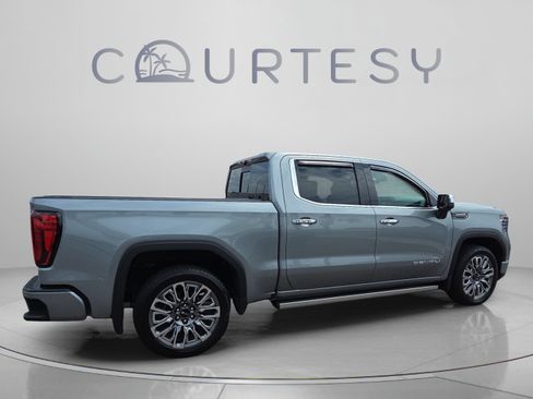 Used 2026 GMC Sierra 1500 Denali Ultimate AWD/4WD image 5