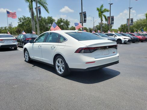 Used 2024 Honda Accord LX image 8